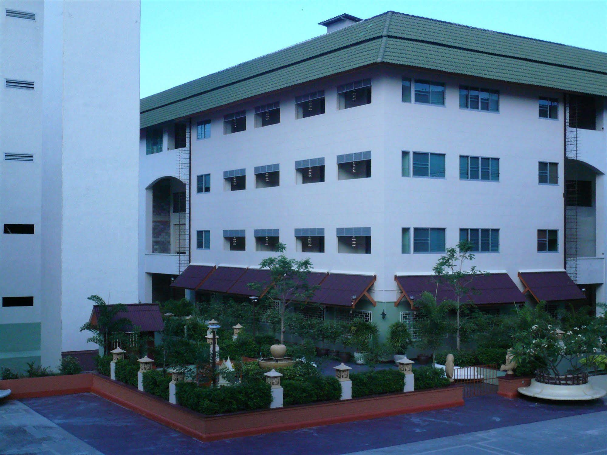 Jomtien Morningstar Guesthouse Ngoại thất bức ảnh