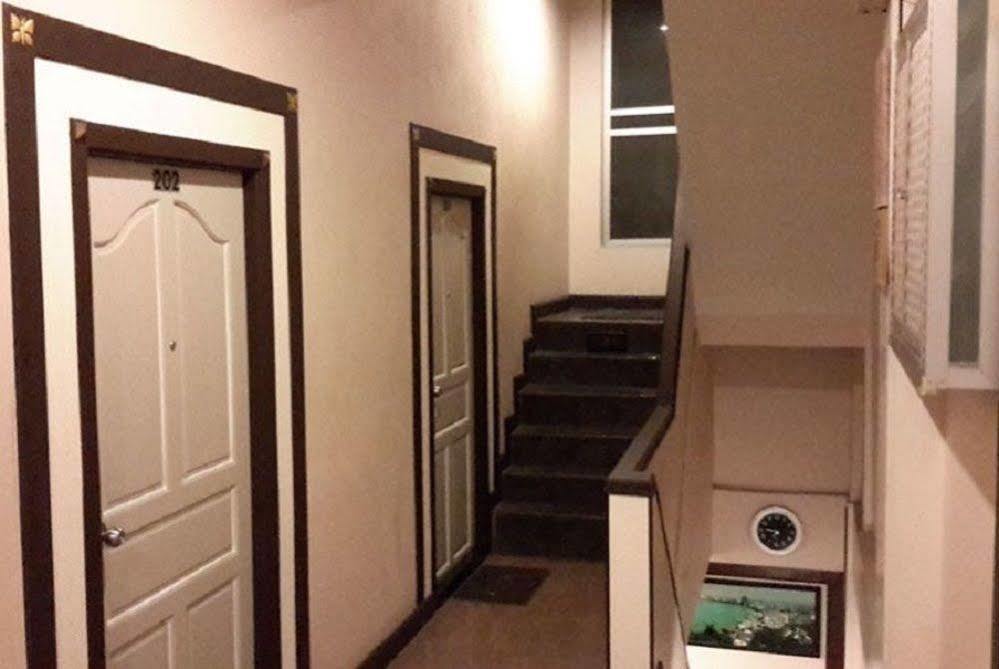 Jomtien Morningstar Guesthouse Ngoại thất bức ảnh